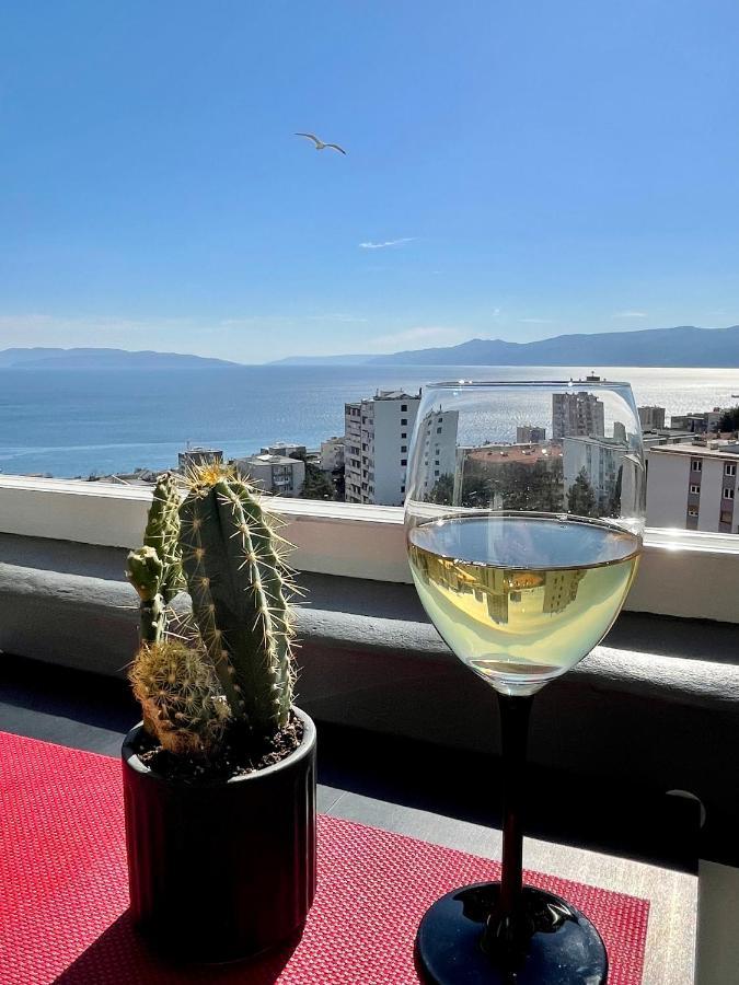 Adria Sky Apartment ริเยกา ภายนอก รูปภาพ